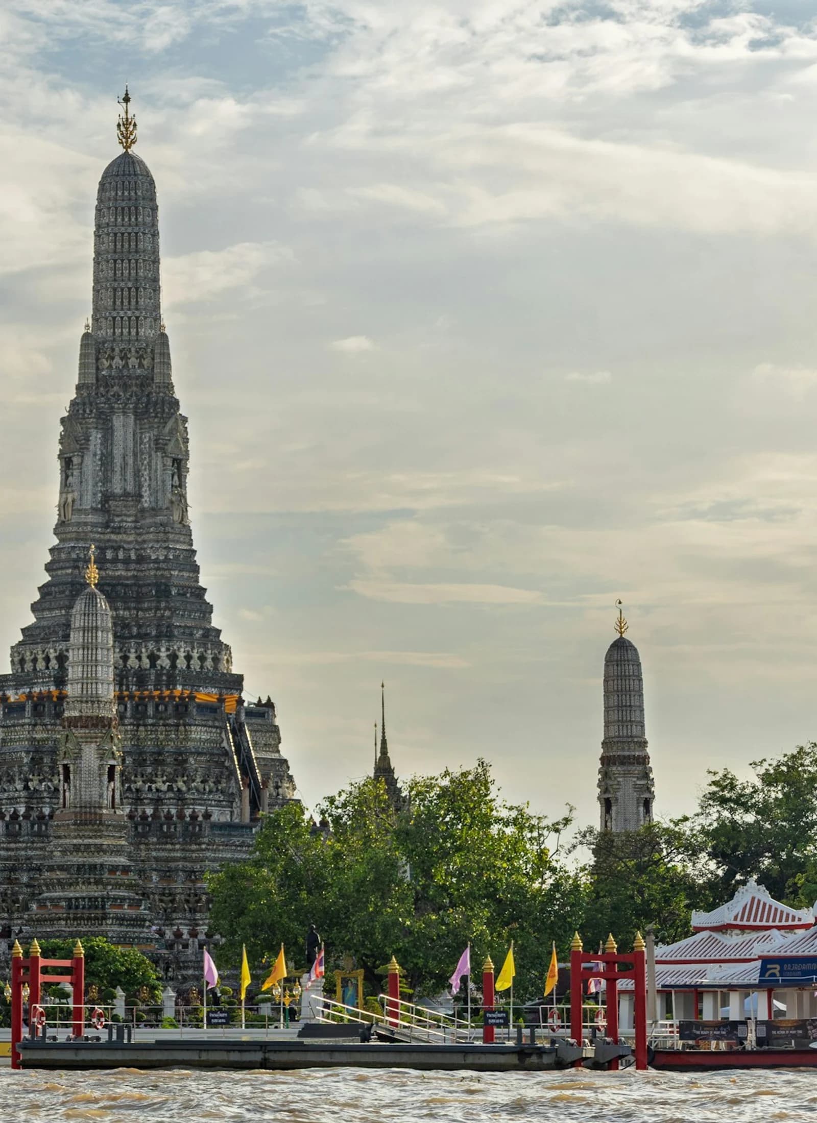 Destino: Tailandia