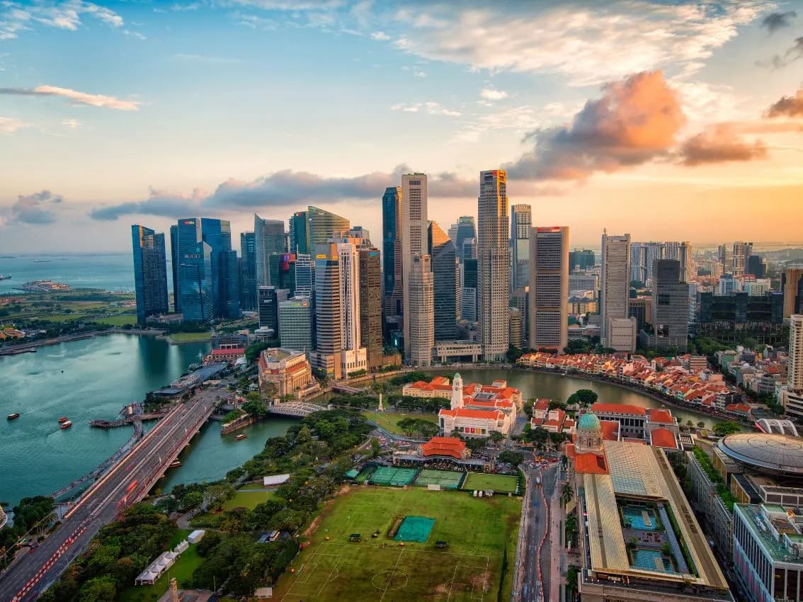 CIUDAD DE ORIGEN – SINGAPUR