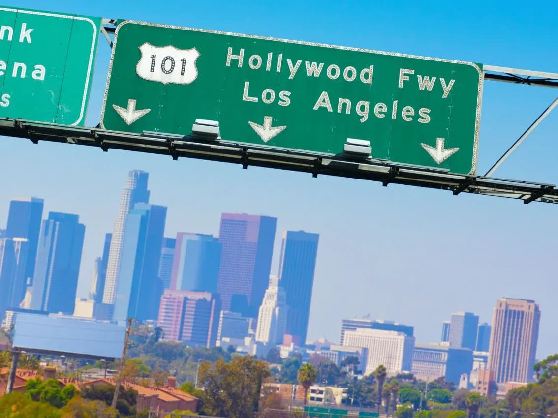 LLEGADA A LOS ÁNGELES