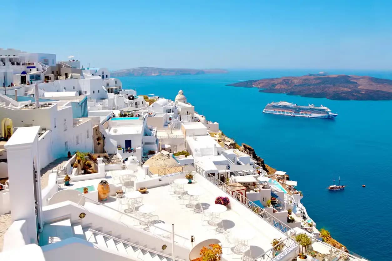 Grecia Esencial: Atenas y Crucero por el Egeo