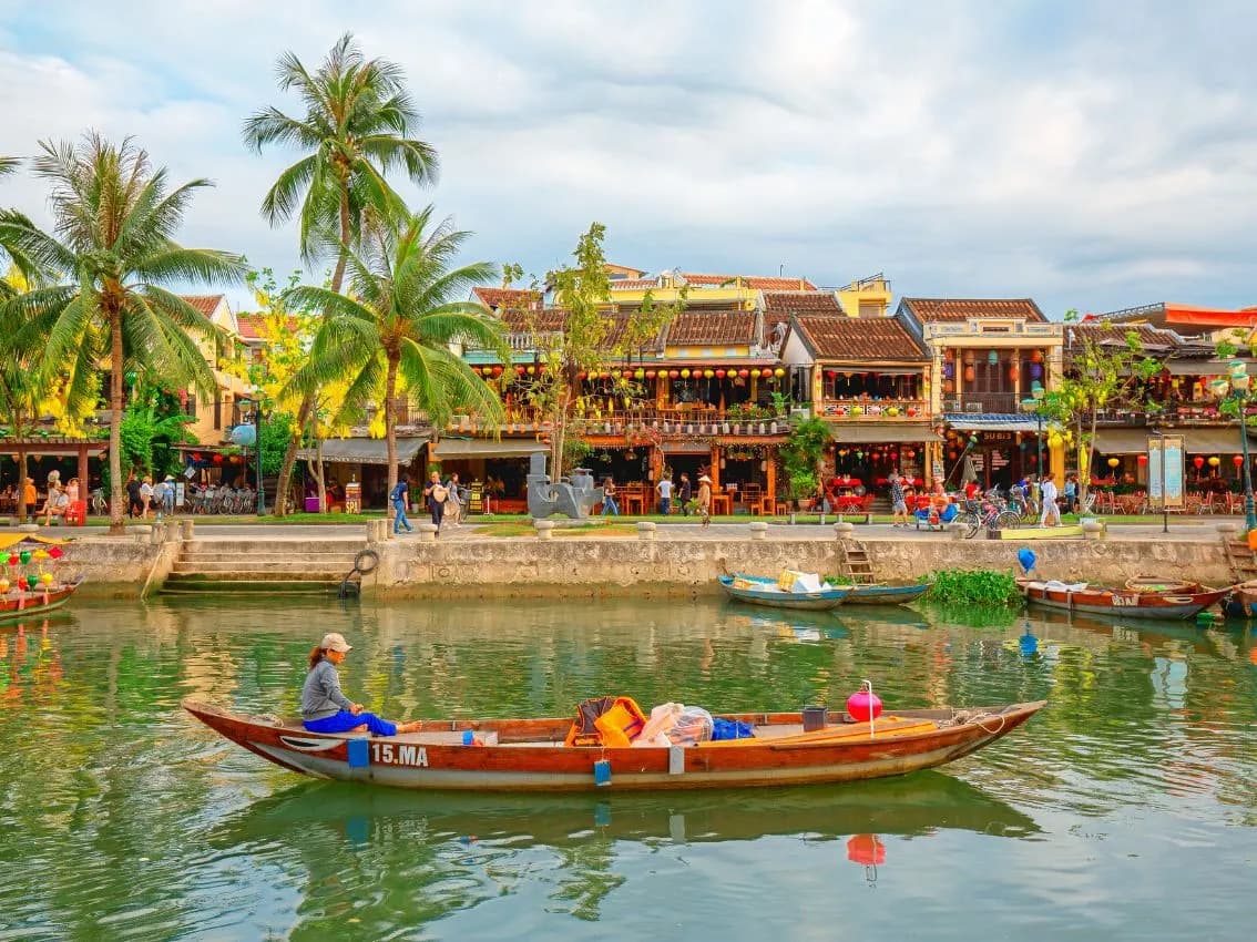 DIA 6: HUE - HOI AN – TOUR DE LA CIUDAD