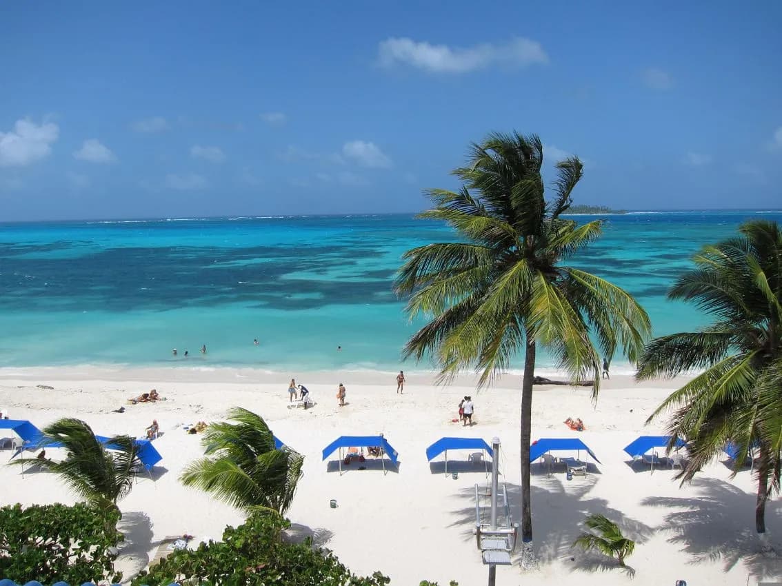 SAN ANDRÉS - REGRESO A LA CIUDAD DE ORIGEN