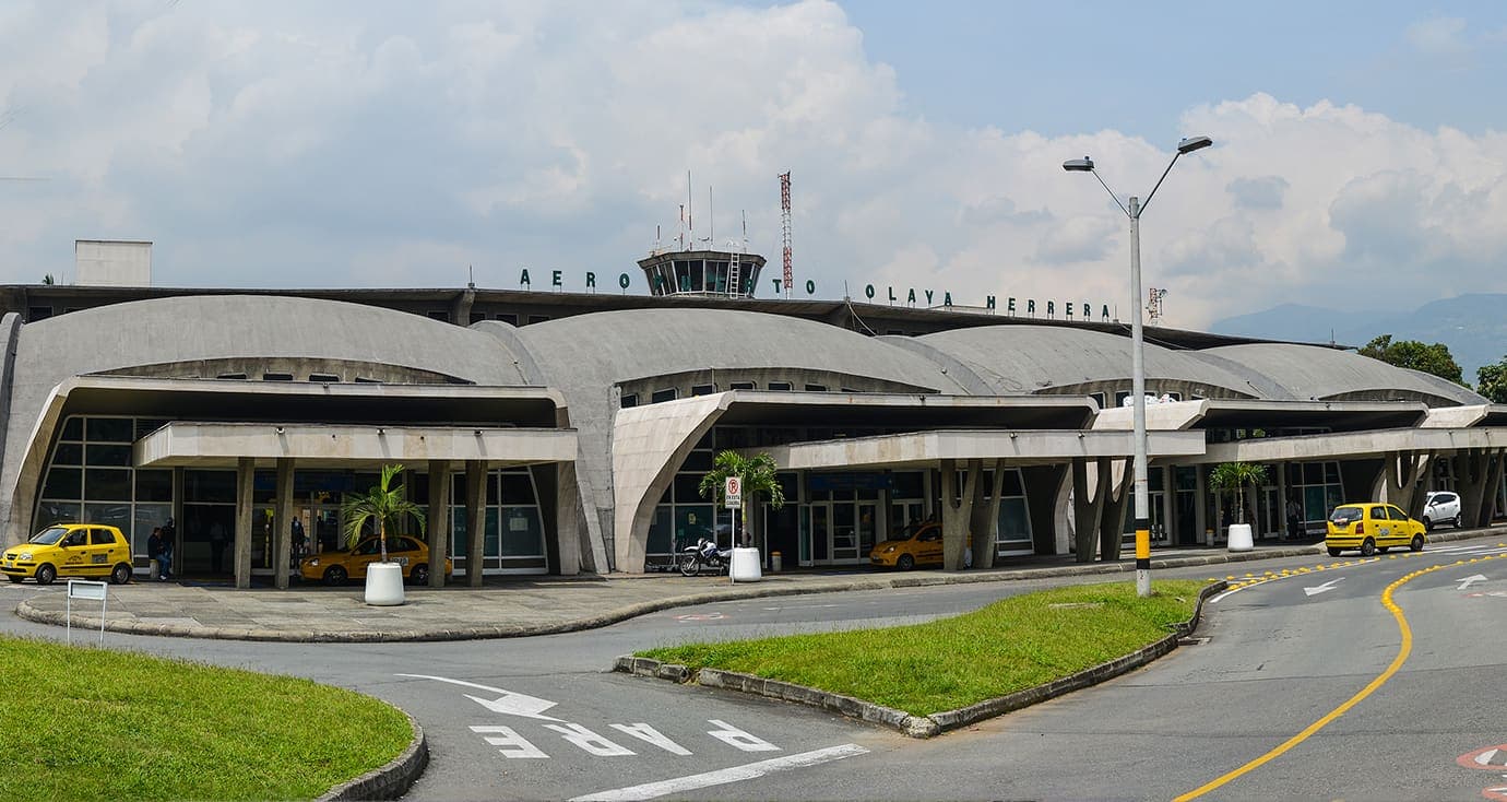 LLEGADA - MEDELLÍN - DIA LIBRE